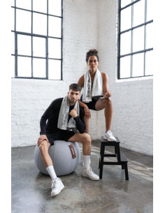 STRYVE Towell + Silver 2