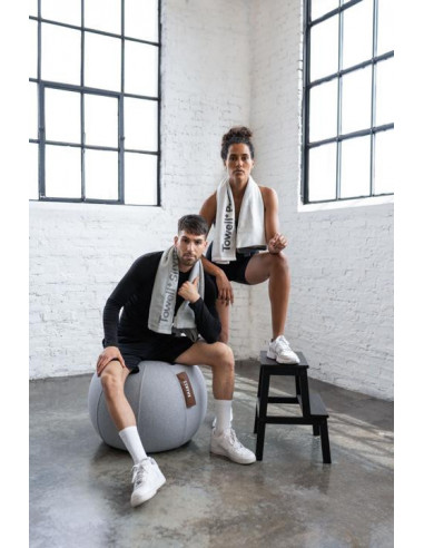 STRYVE Towell + Silver